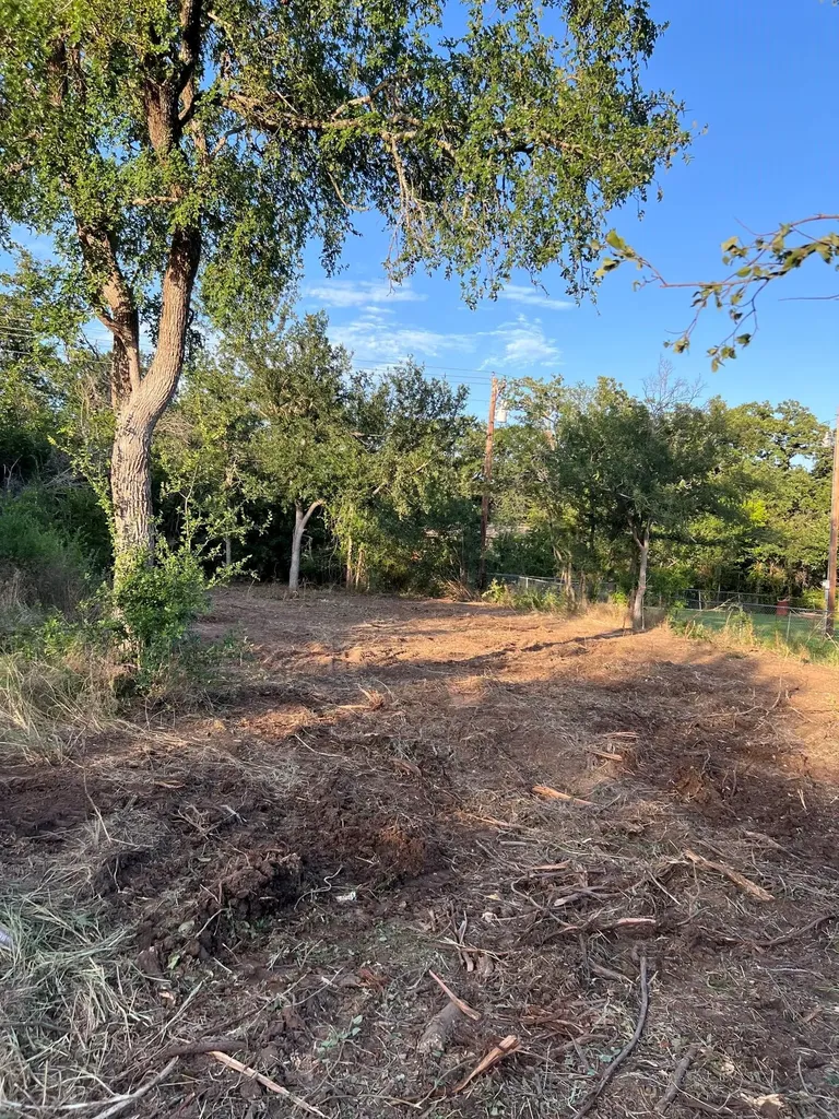 4211 Sherwood Drive Granbury TX 76048