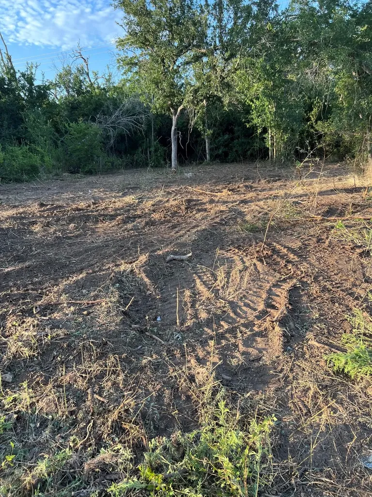 4211 Sherwood Drive Granbury TX 76048