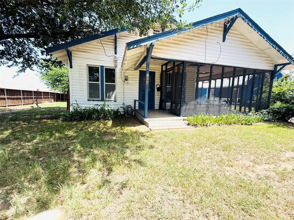 1008 Church Sulphur Springs TX 75482