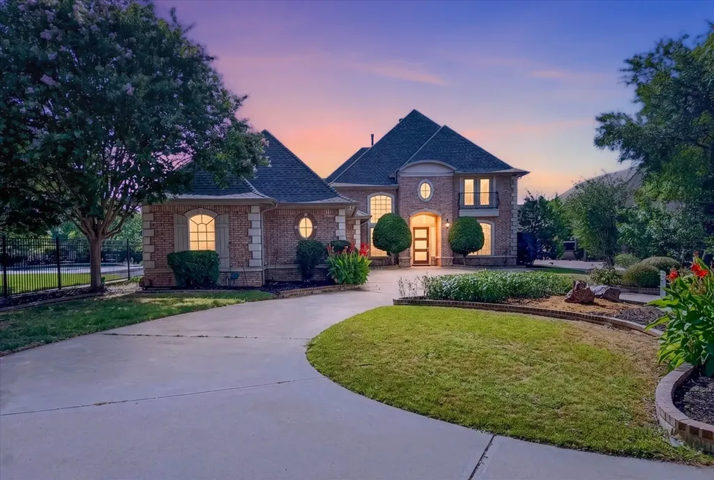 6308 Estates Lane Fort Worth TX 76137