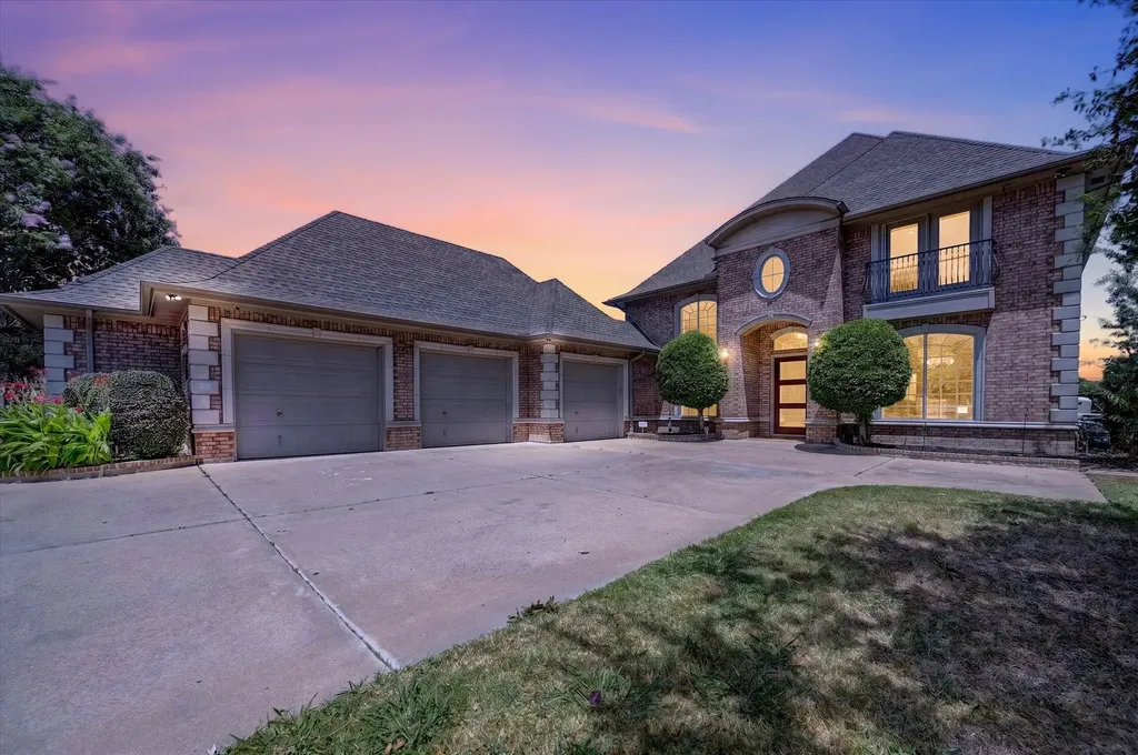 6308 Estates Lane Fort Worth TX 76137