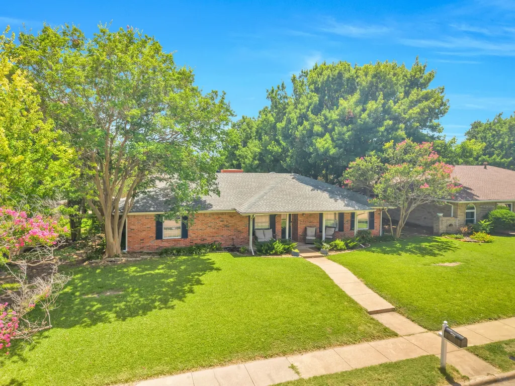 2500 Stonemoss Drive Plano TX 75075