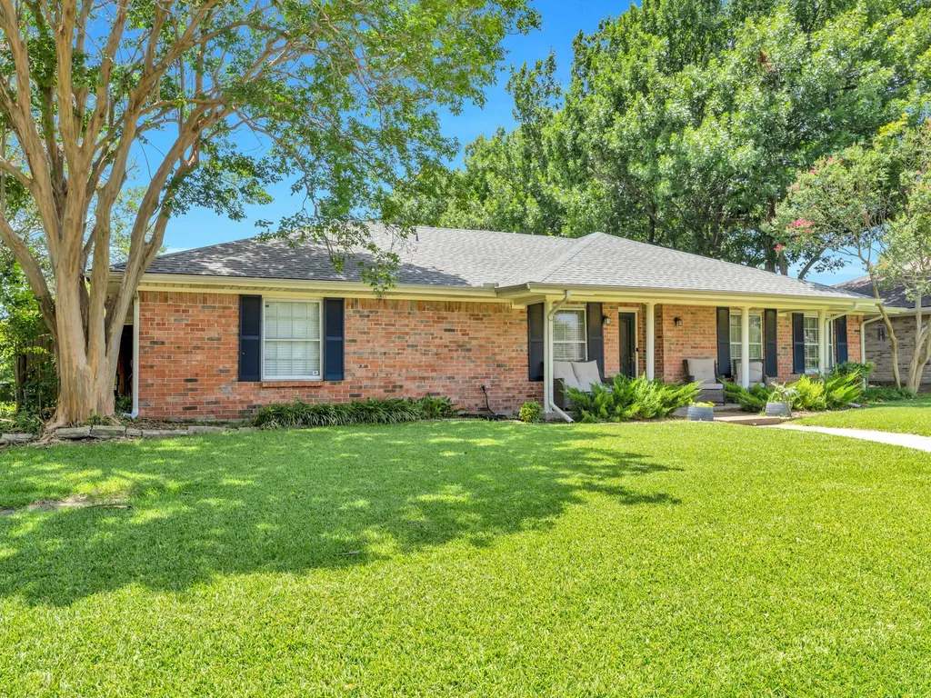2500 Stonemoss Drive Plano TX 75075