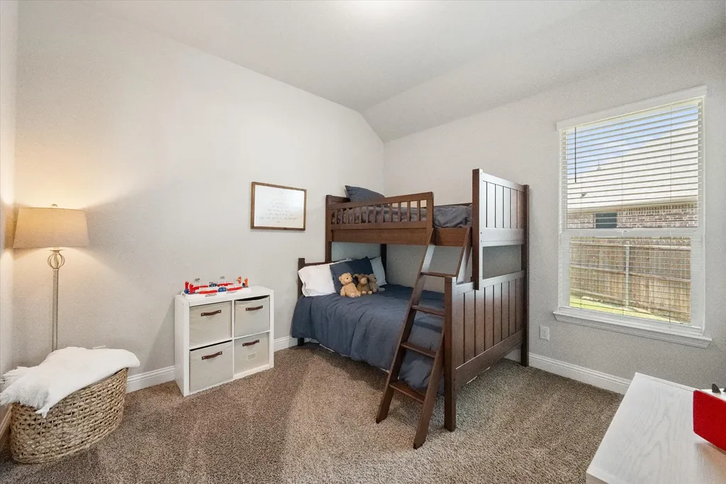 5600 Log Cabin Court Midlothian TX 76065
