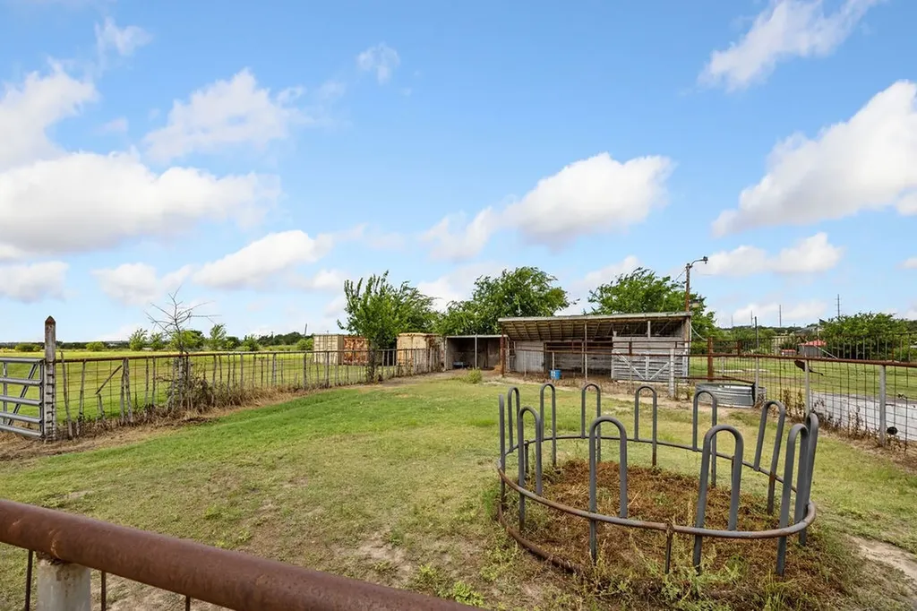 6550 Veal Station Road Weatherford TX 76085
