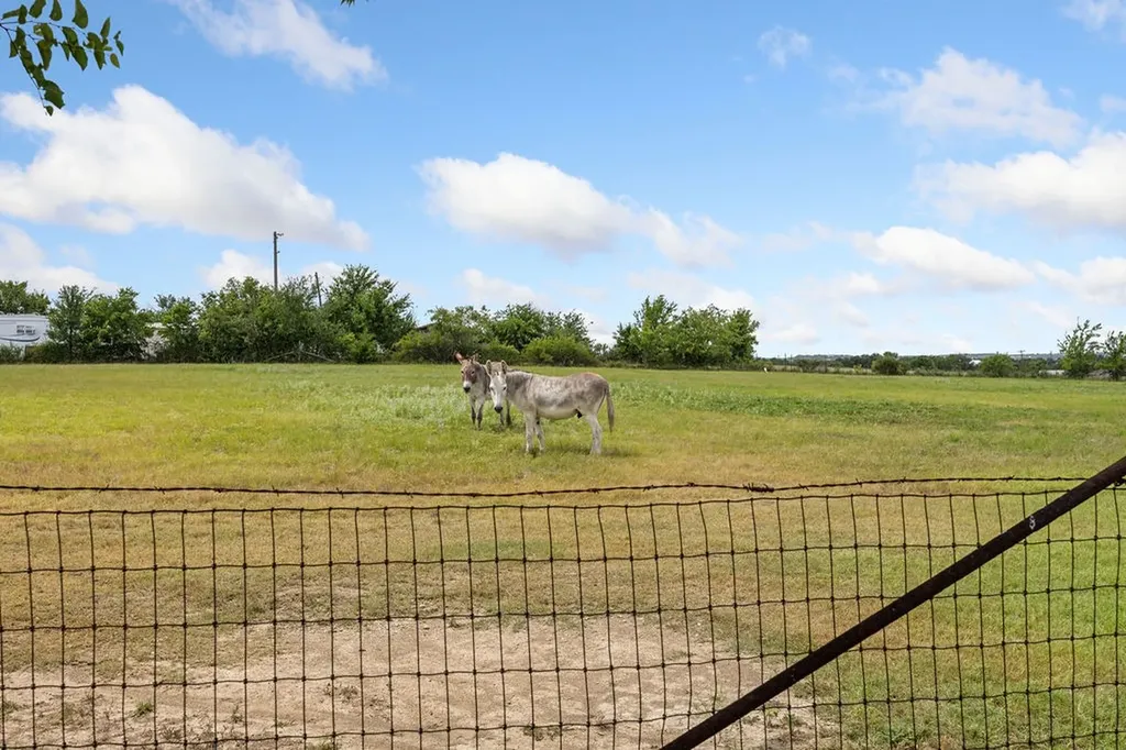 6550 Veal Station Road Weatherford TX 76085