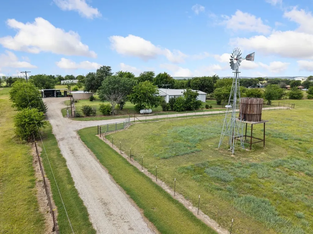6550 Veal Station Road Weatherford TX 76085
