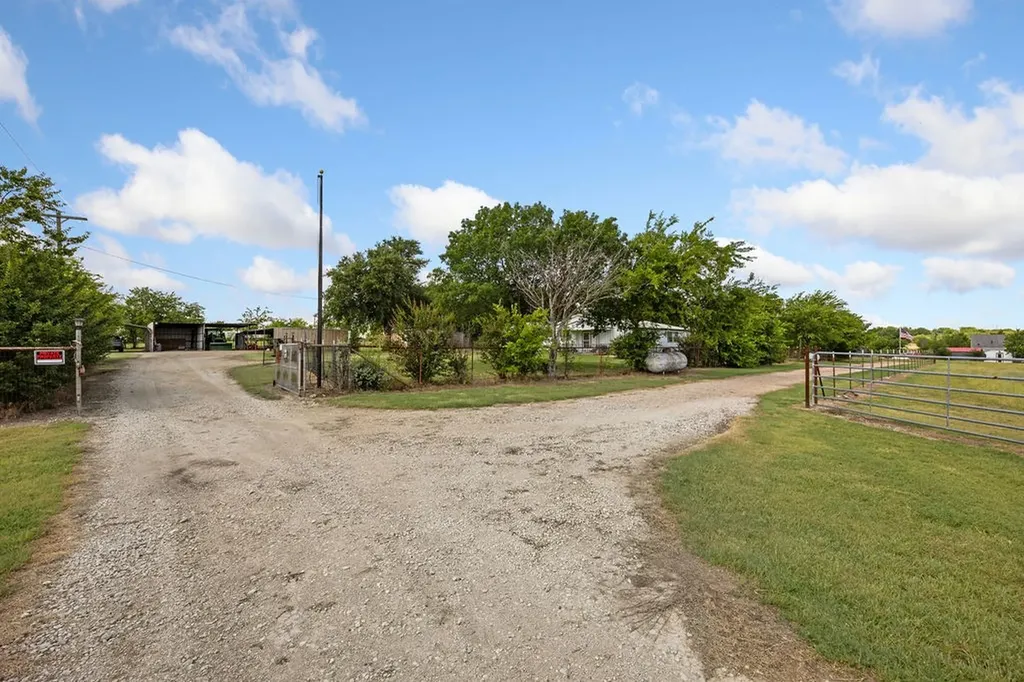 6550 Veal Station Road Weatherford TX 76085
