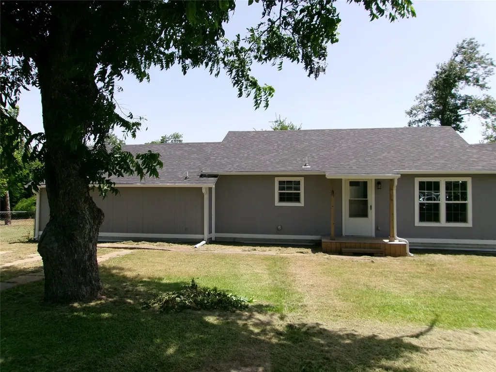 419 W Evans Avenue Bonham TX 75418