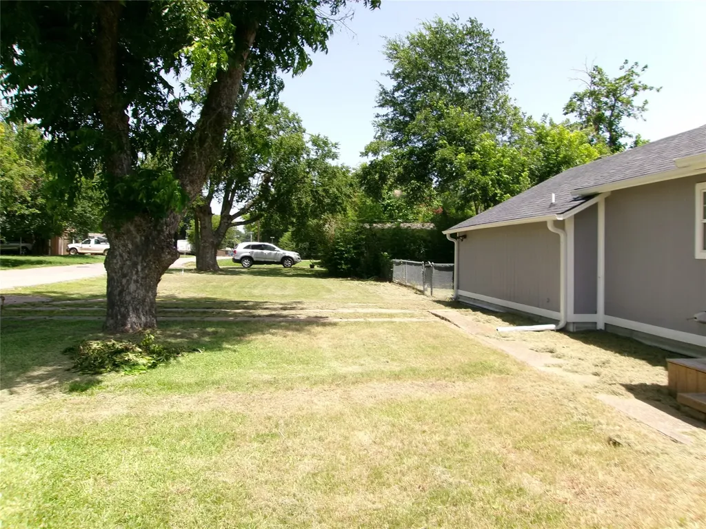 419 W Evans Avenue Bonham TX 75418