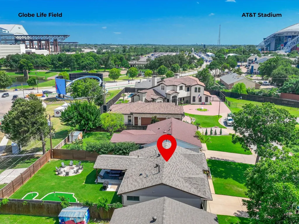 1305 Willowbrook Street Arlington TX 76011