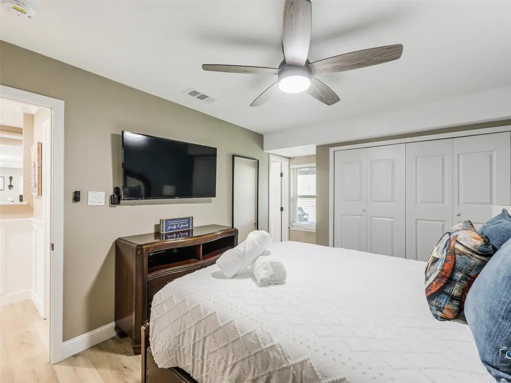 1305 Willowbrook Street Arlington TX 76011