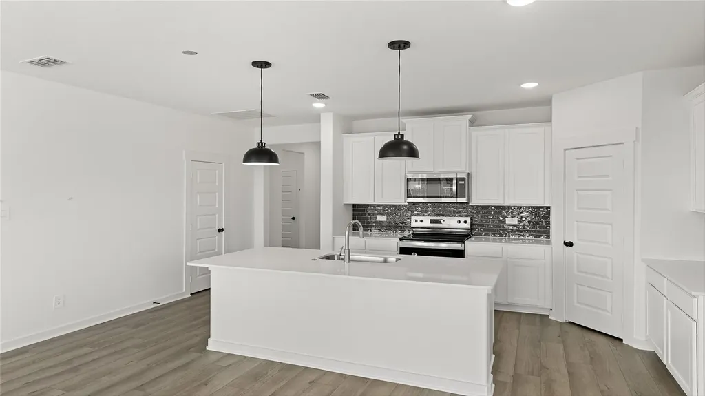 2369 Rams Horn Drive Waxahachie TX 75167