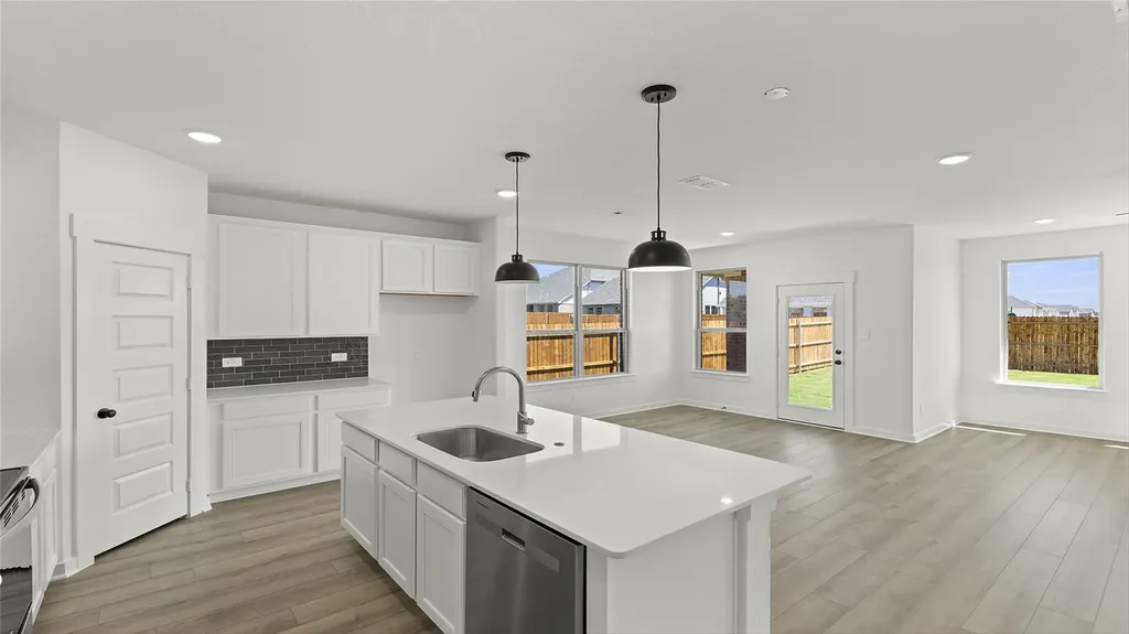 2369 Rams Horn Drive Waxahachie TX 75167