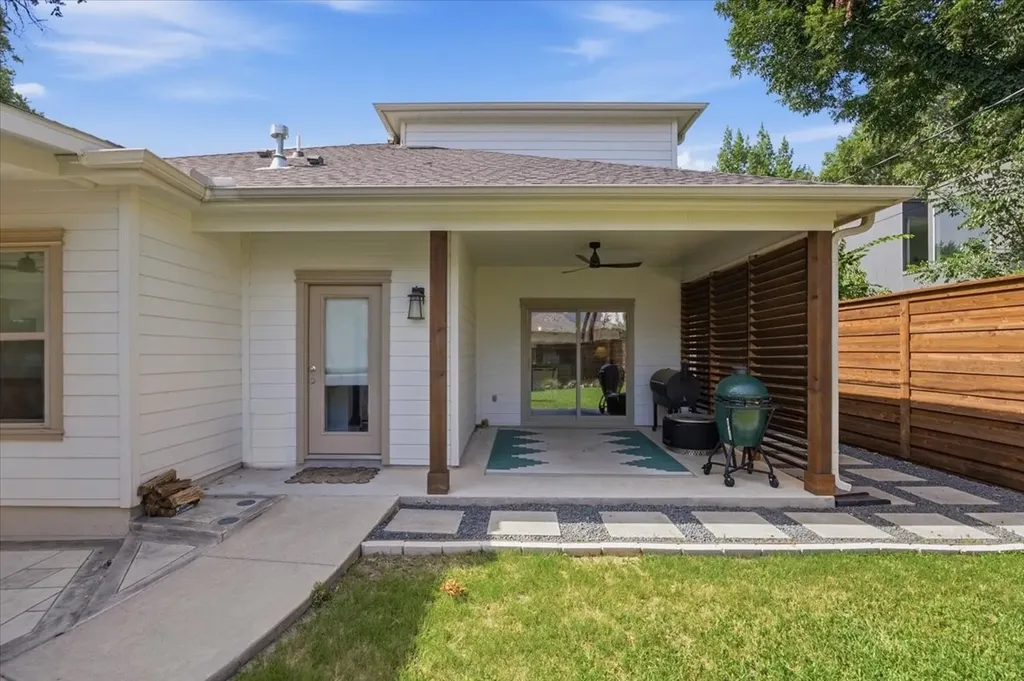 3328 W 5th Street Fort Worth TX 76107