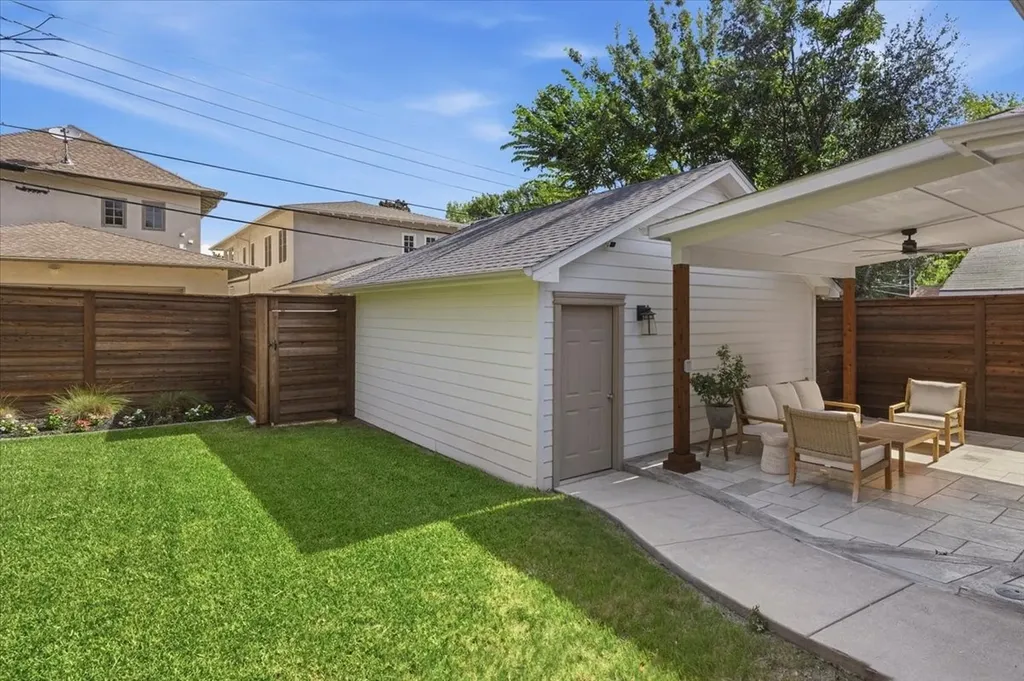 3328 W 5th Street Fort Worth TX 76107