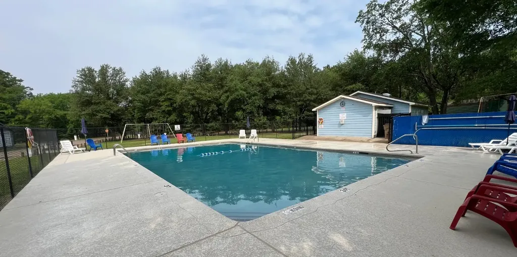 322 County Road 2600 Pittsburg TX 75686