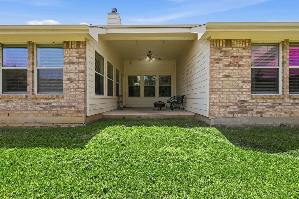 3505 Mustang Drive Denton TX 76210