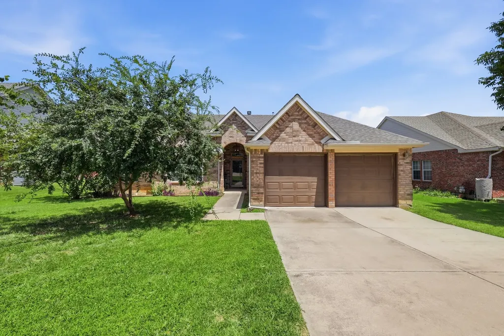 3505 Mustang Drive Denton TX 76210