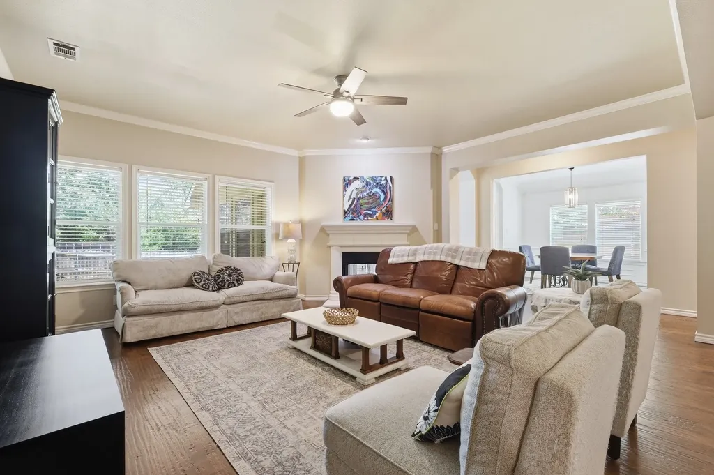 3505 Mustang Drive Denton TX 76210