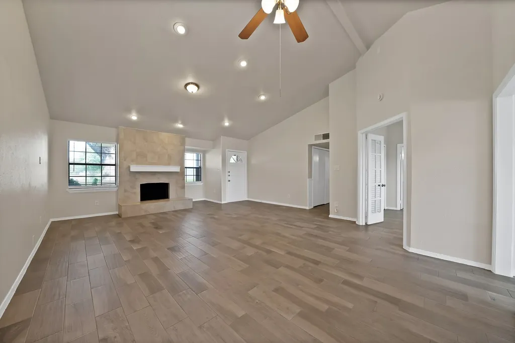 7000 Curry Drive The Colony TX 75056