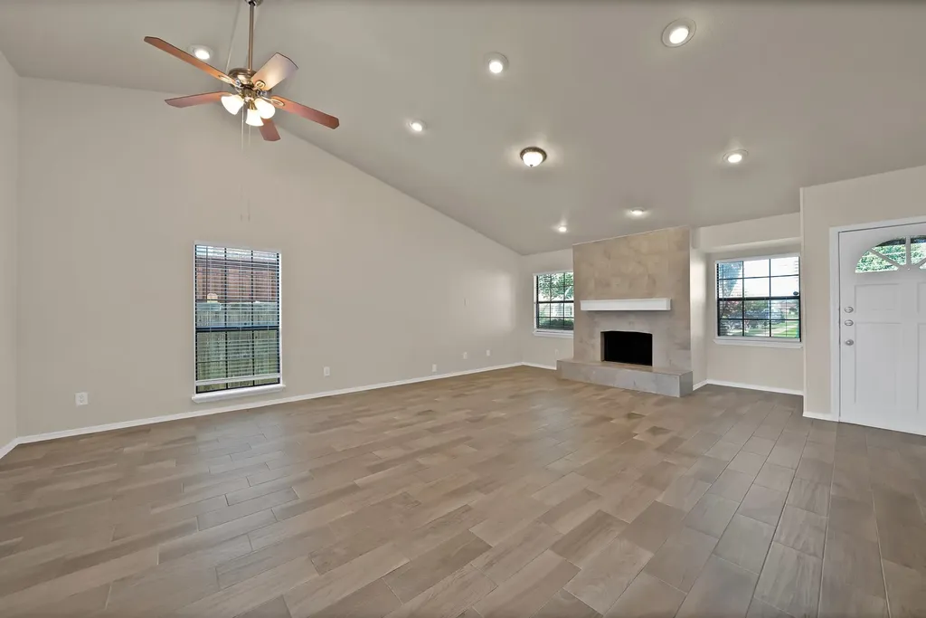 7000 Curry Drive The Colony TX 75056
