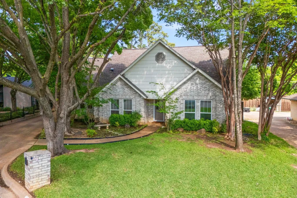 315 Drexel Drive Grapevine TX 76051