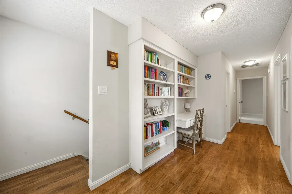 315 Drexel Drive Grapevine TX 76051