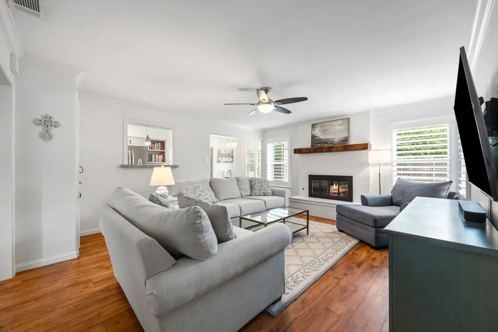 315 Drexel Drive Grapevine TX 76051