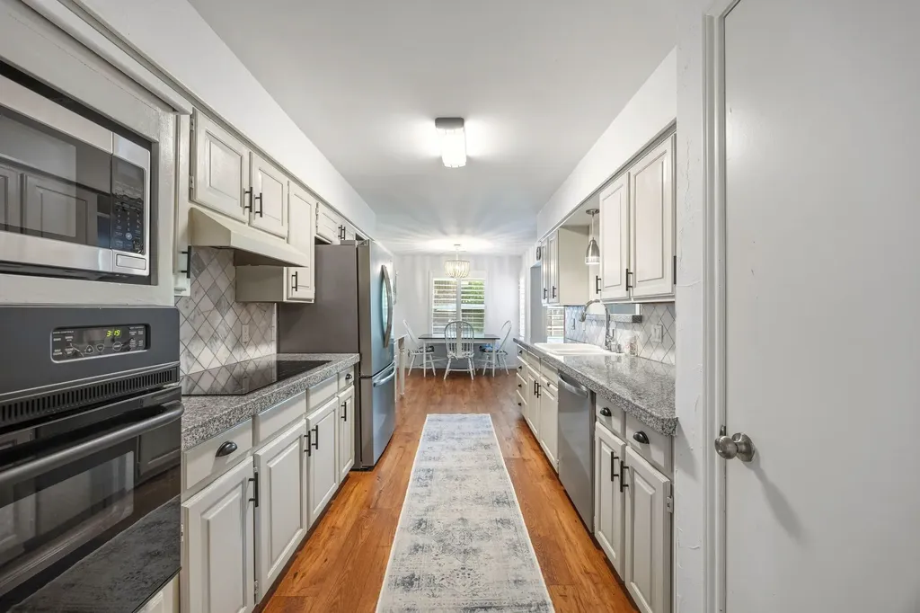 315 Drexel Drive Grapevine TX 76051