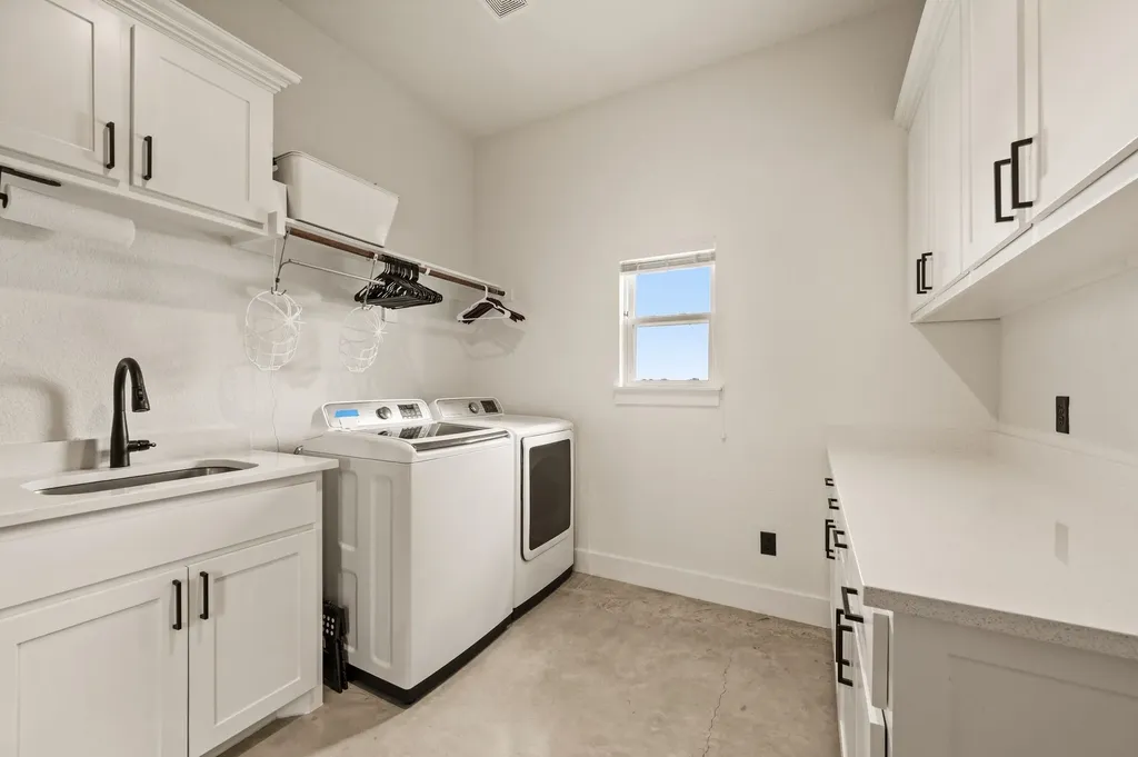 151 Lakota Drive Bridgeport TX 76426