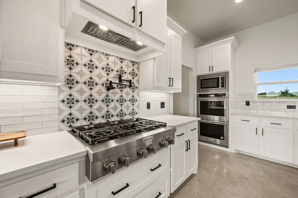 151 Lakota Drive Bridgeport TX 76426