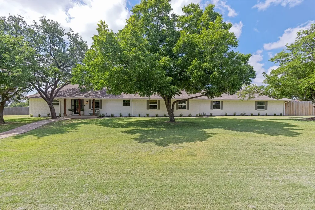 2601 Sherri Lane Flower Mound TX 75028