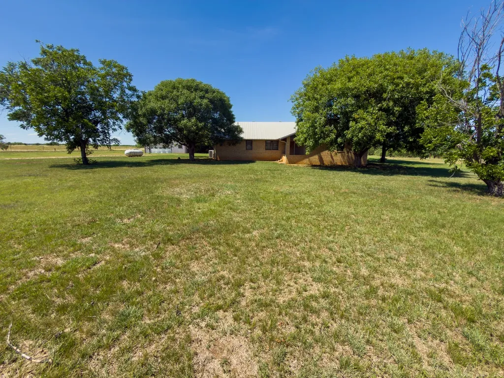 950 County Road 126 Moran TX 76464