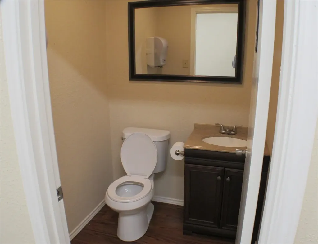 1342 E Us Highway 377 Granbury TX 76048