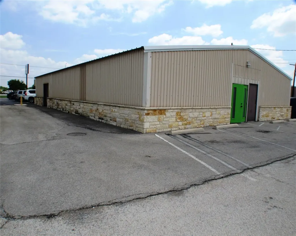 1342 E Us Highway 377 Granbury TX 76048