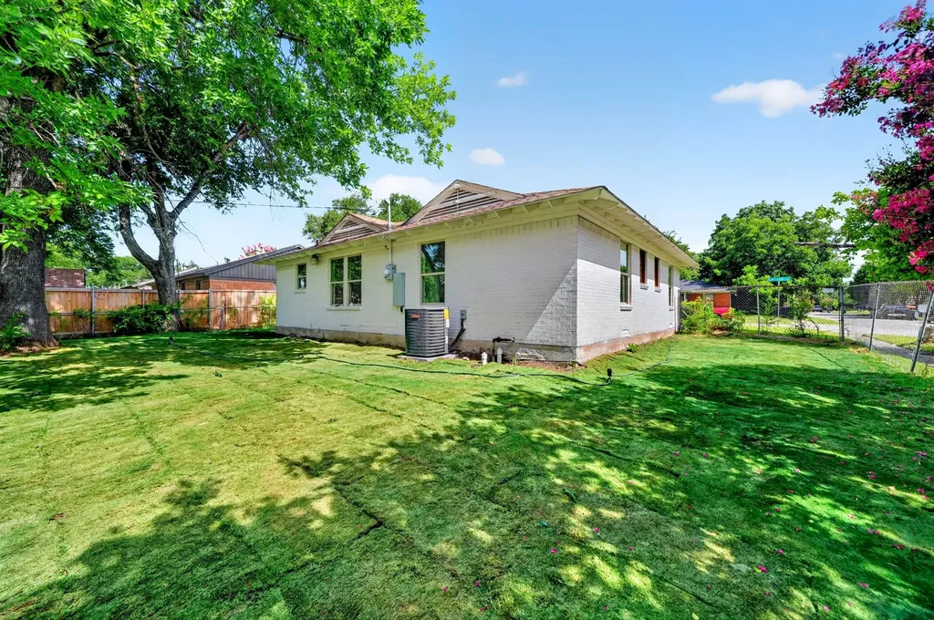 3234 San Lucas Avenue Dallas TX 75228