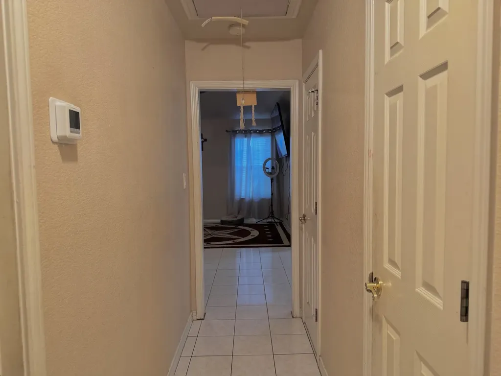 606 Iowa Street Keene TX 76059