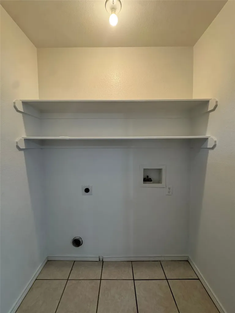 957 Austin Court Weatherford TX 76086