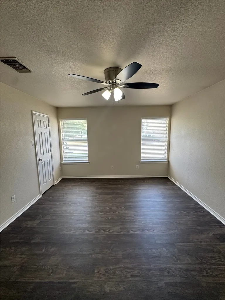 957 Austin Court Weatherford TX 76086
