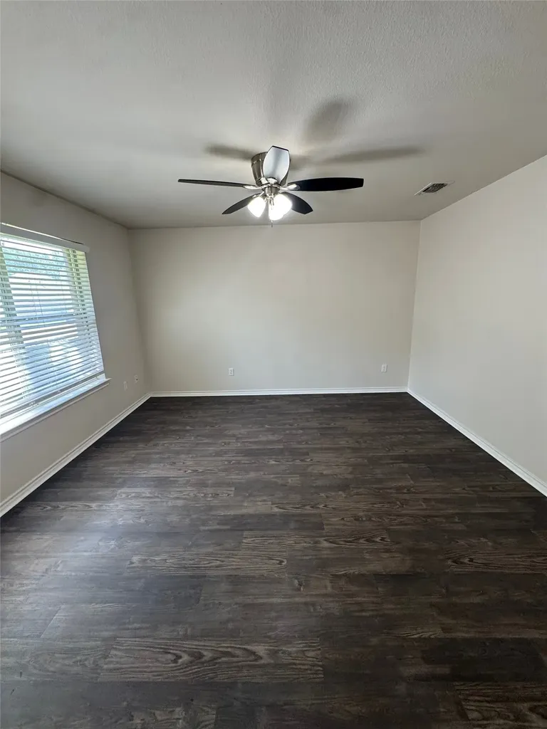 957 Austin Court Weatherford TX 76086