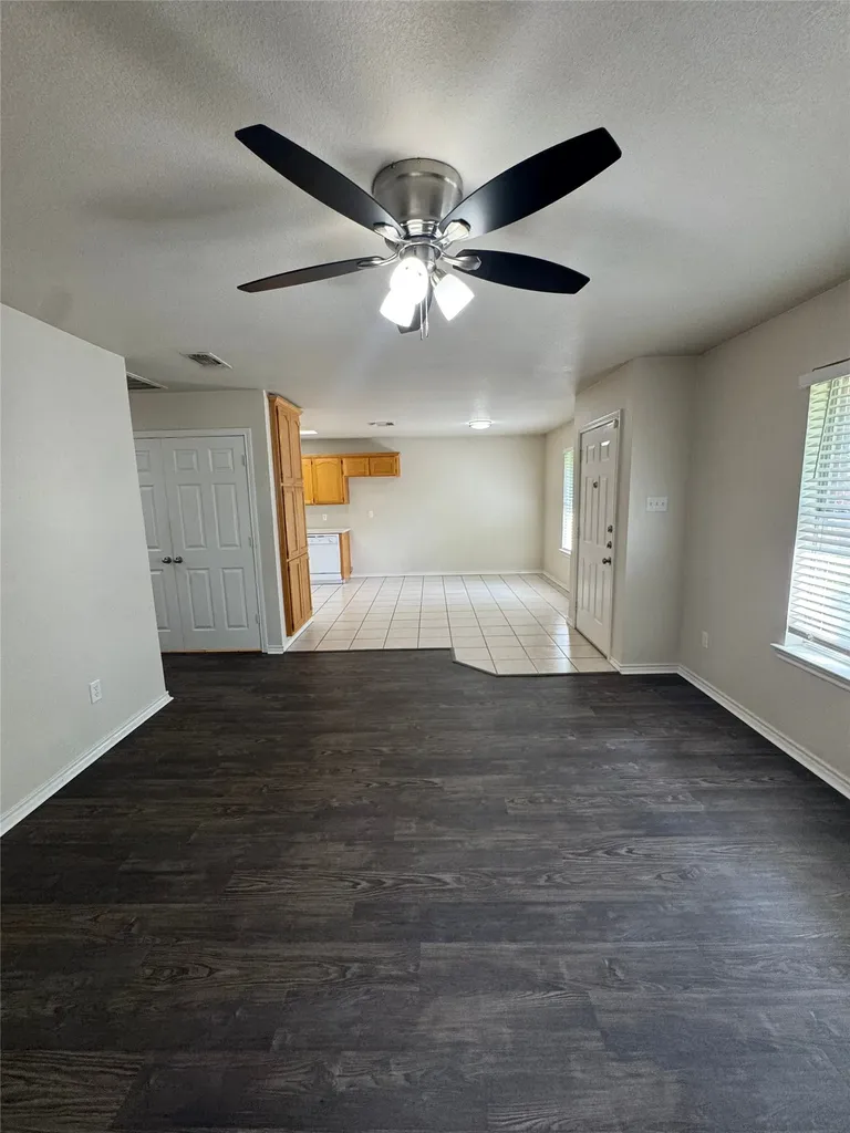 957 Austin Court Weatherford TX 76086