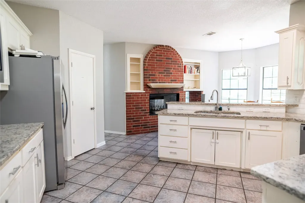 696 Indian Trail Decatur TX 76234