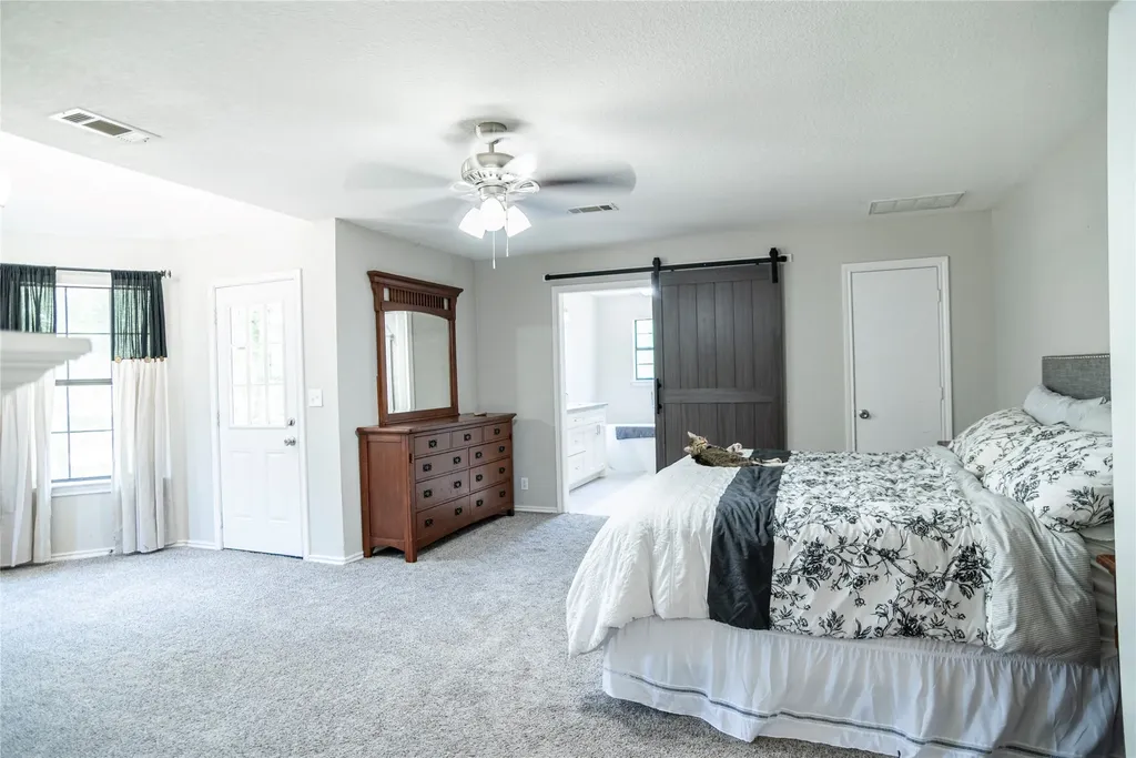 696 Indian Trail Decatur TX 76234