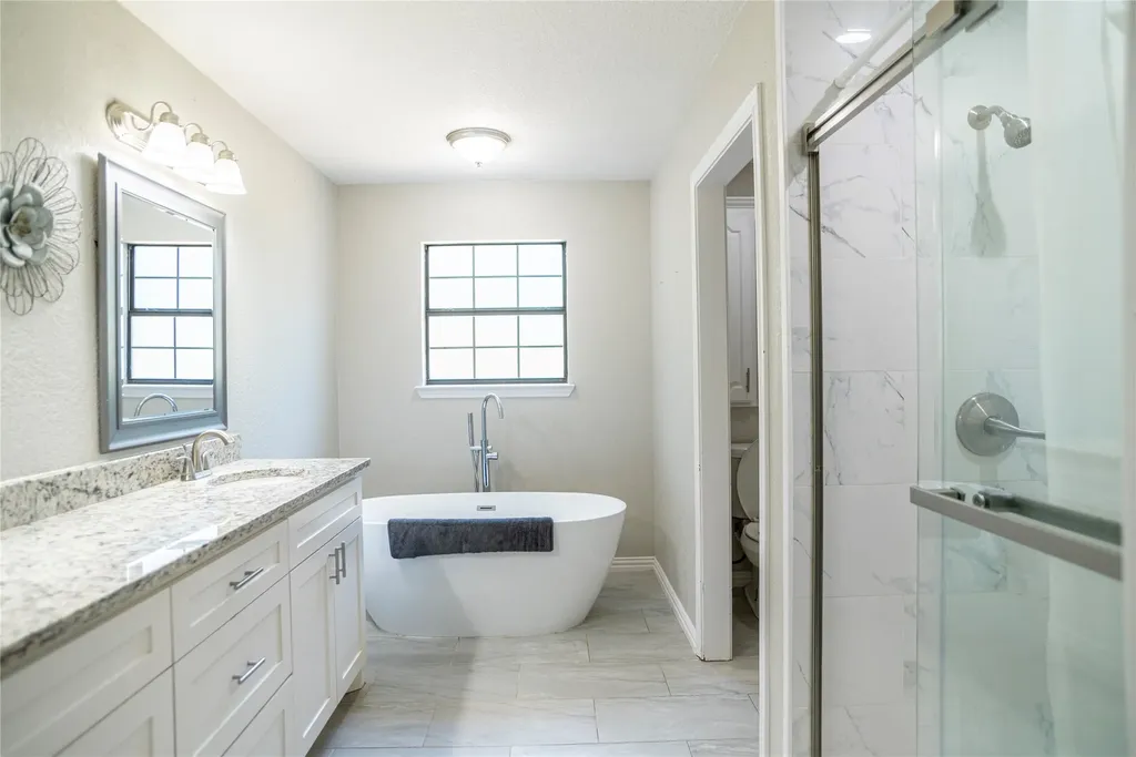 696 Indian Trail Decatur TX 76234