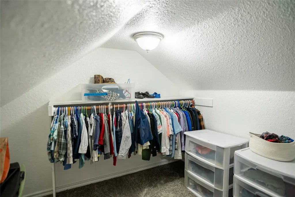 696 Indian Trail Decatur TX 76234