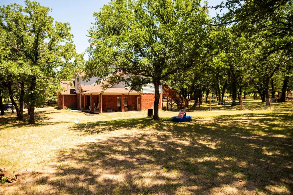 696 Indian Trail Decatur TX 76234