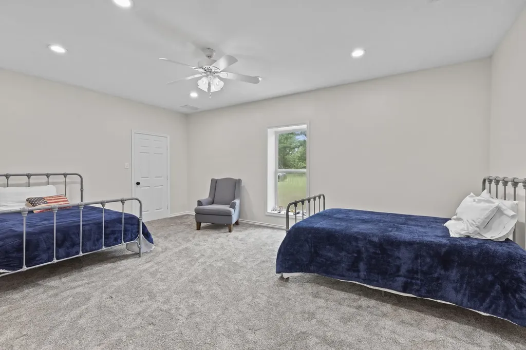 931 Vz County Road 2306 Canton TX 75103
