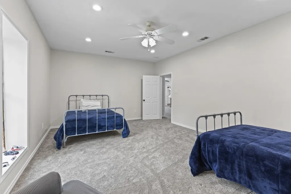 931 Vz County Road 2306 Canton TX 75103