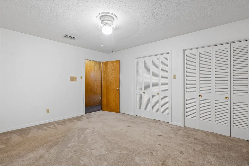 104 N Timberlane Lone Star TX 75668